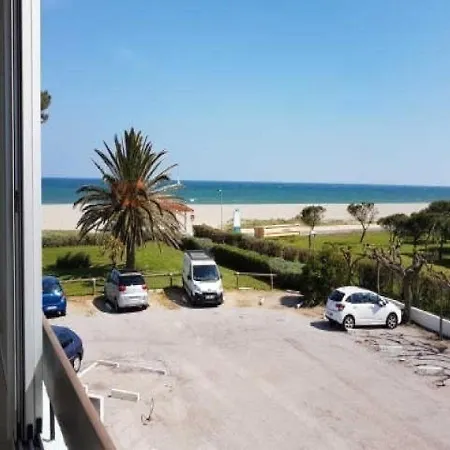 Port Cypriano Apartment *